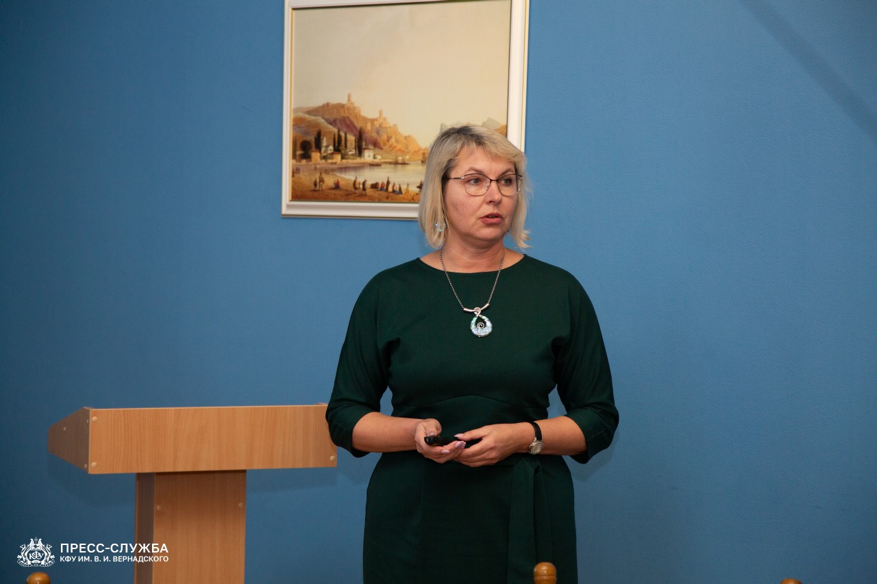 DEDD28FC-C9CC-4010-AB4C-5E7FF5DEAE7F