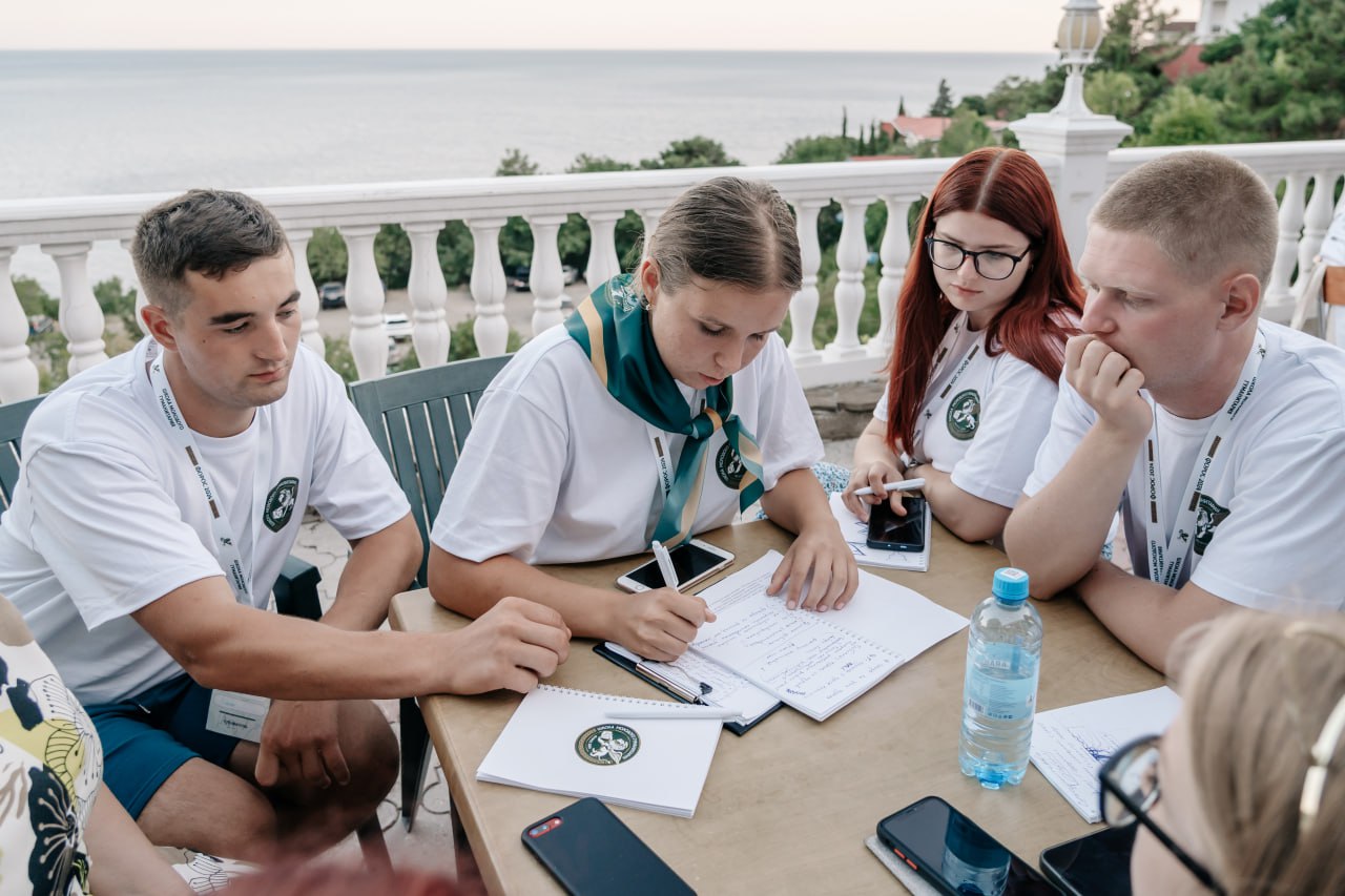 photo_5224719835051715697_y