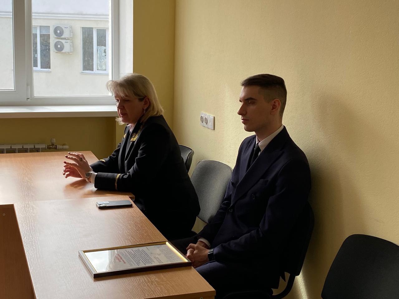 photo_5271965226926992599_y