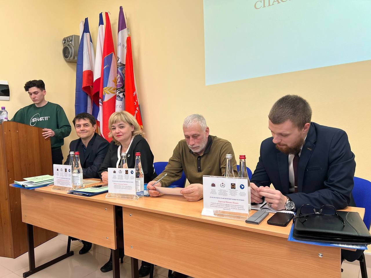 photo_5280606447723472188_y