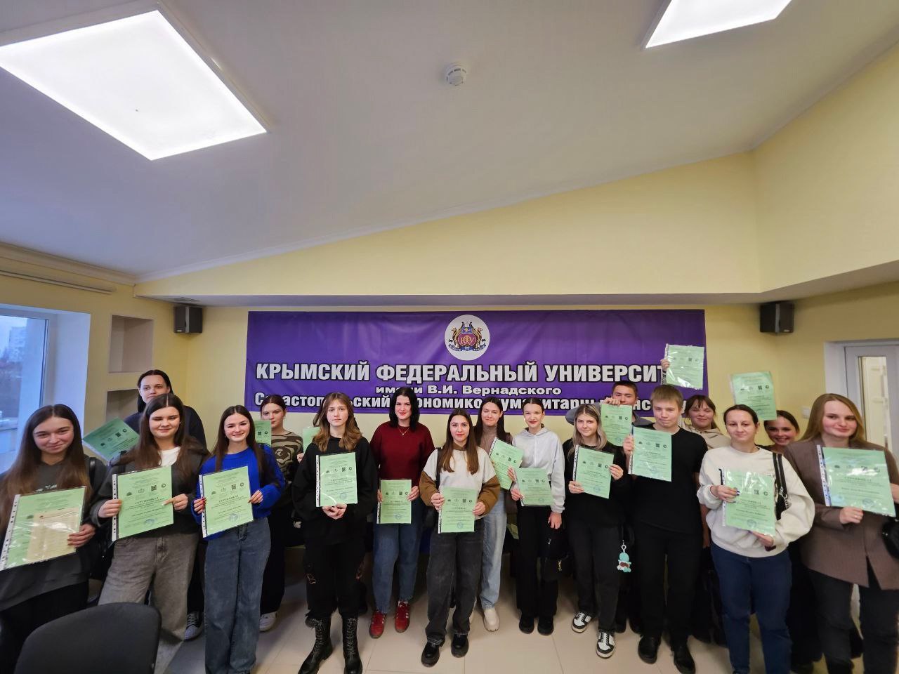 photo_5280606447723472190_y