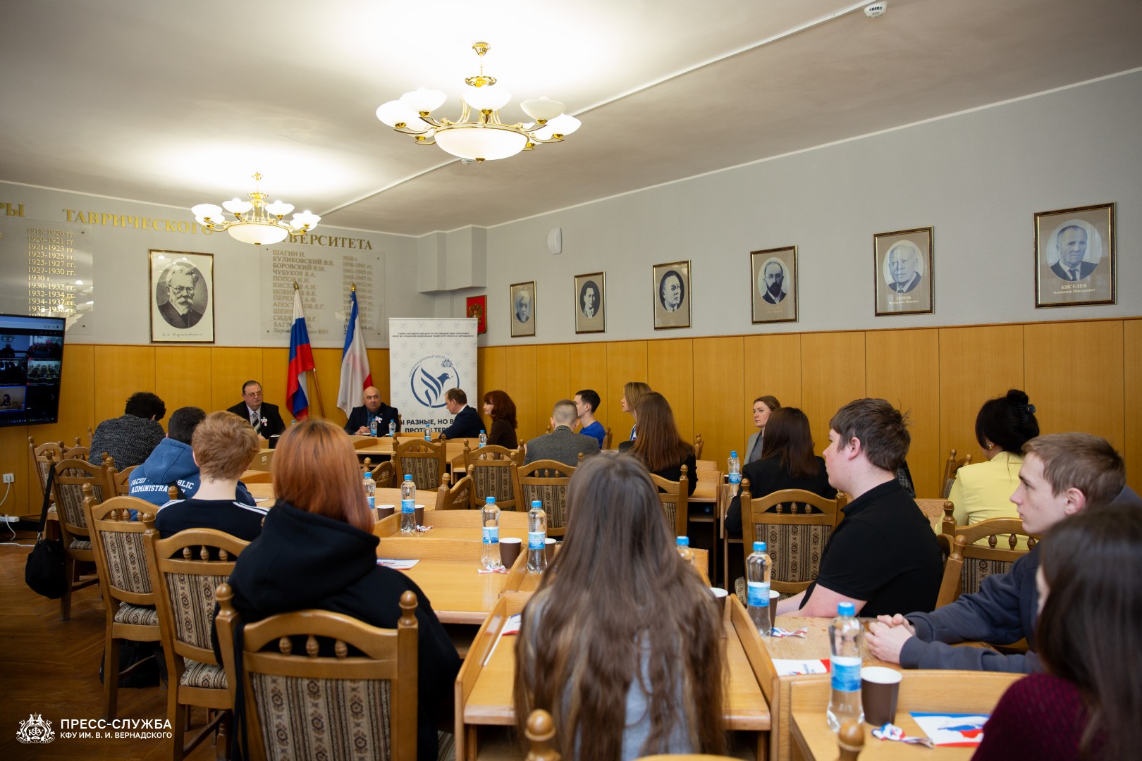 6CC2084D-E0B7-4E46-8CEF-6624E85FA7EB