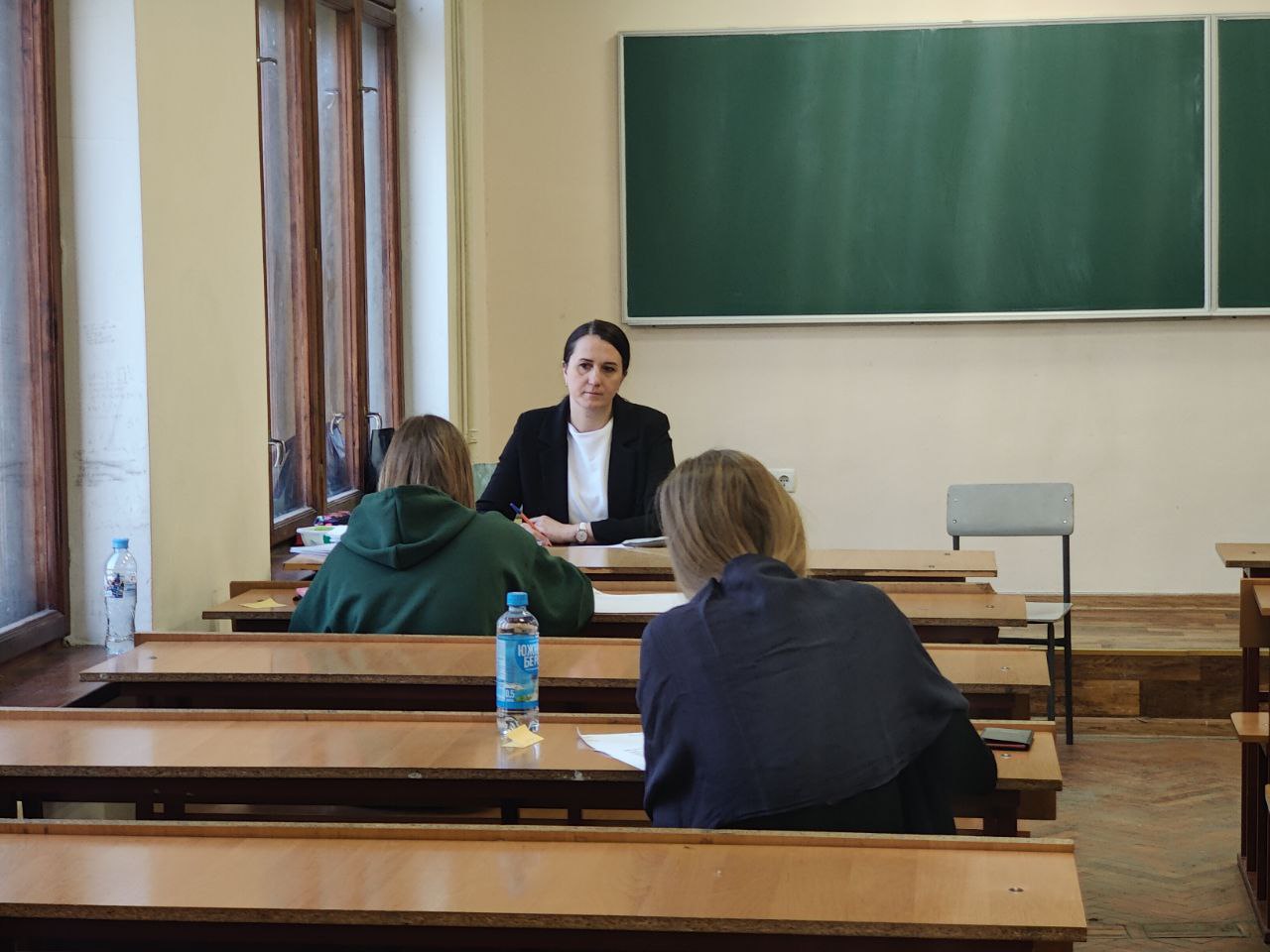 photo_5339039688238952116_y