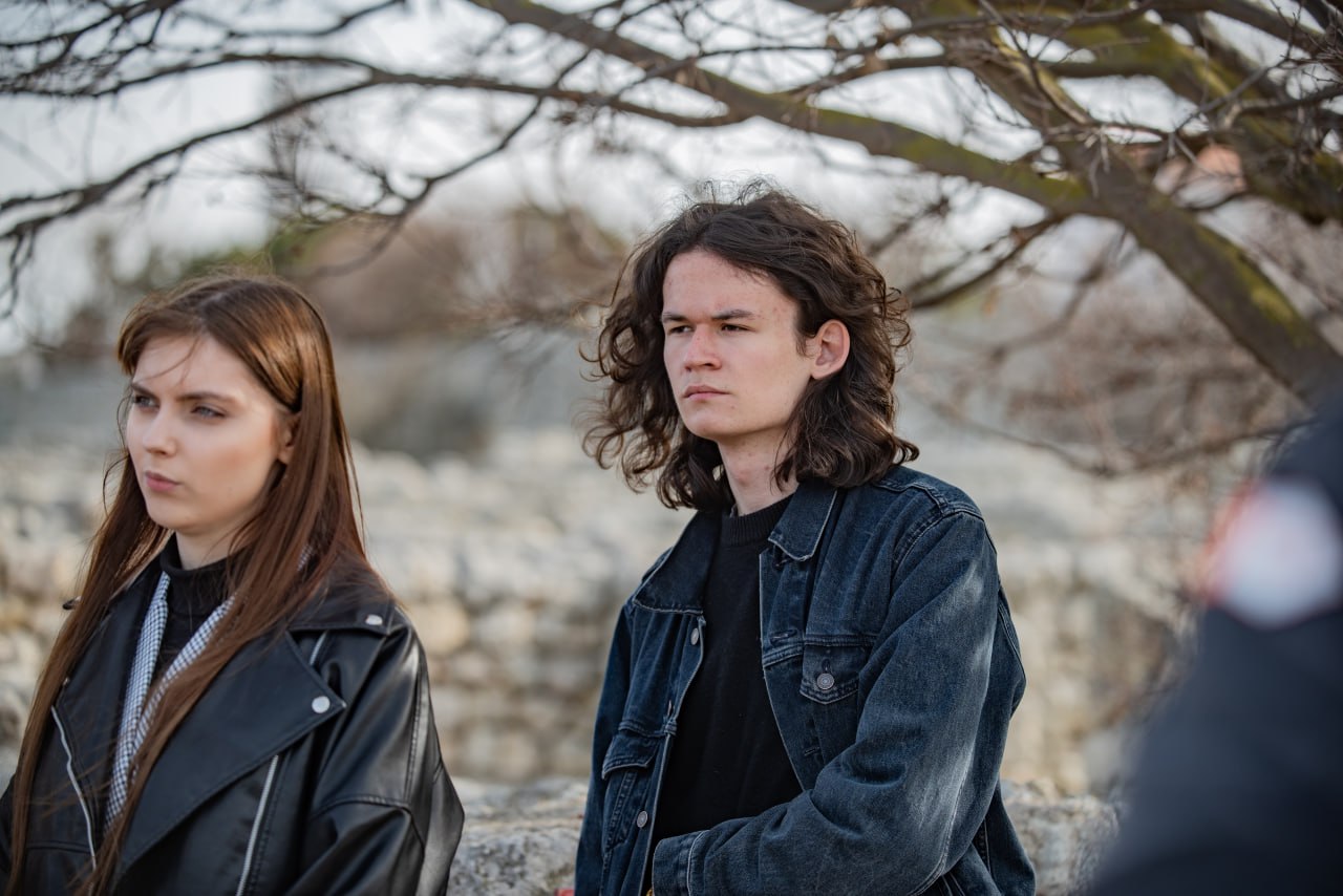 photo_5377337503595490973_y