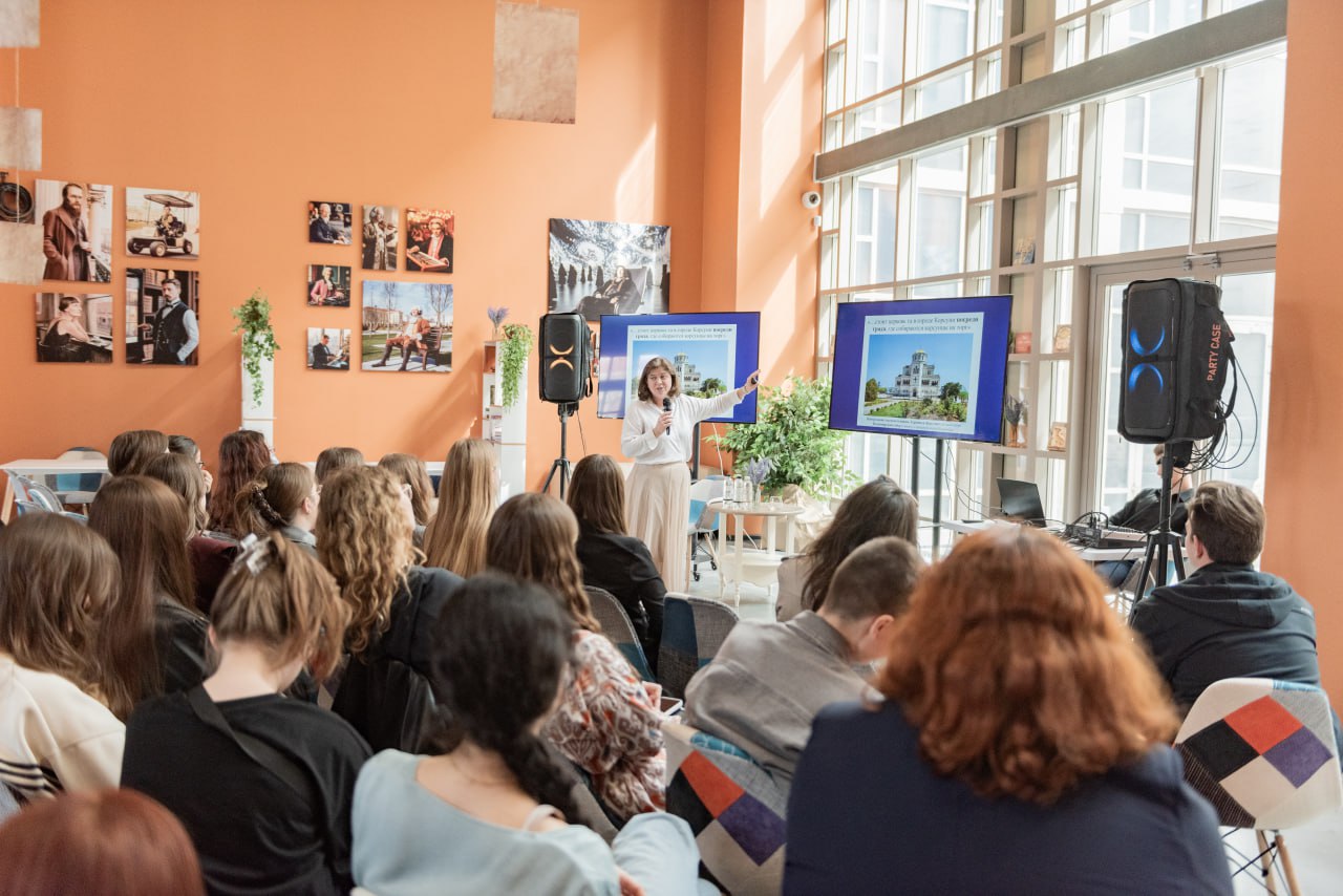 photo_5377337503595490983_y