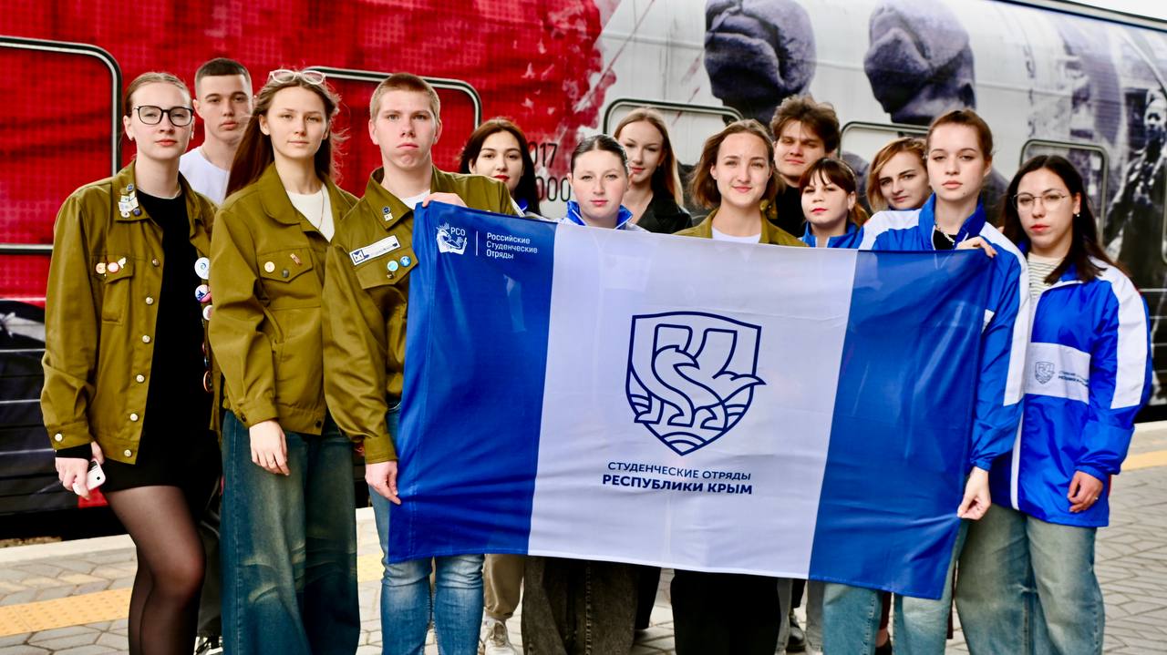 Более_10_тысяч_человек_за_3_дня_посетили_Поезд_Победы_1