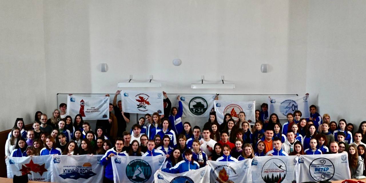 Студенты_и_школьники_готовятся_к_уборке_памятников_6