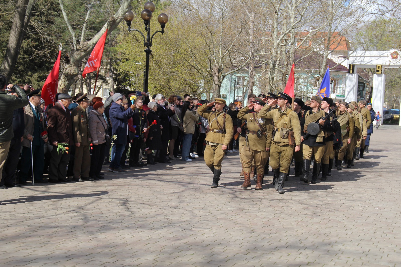 image-13-04-25-04-00-4