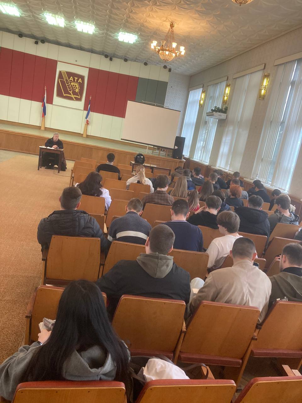 photo_2025-04-02_10-04-08