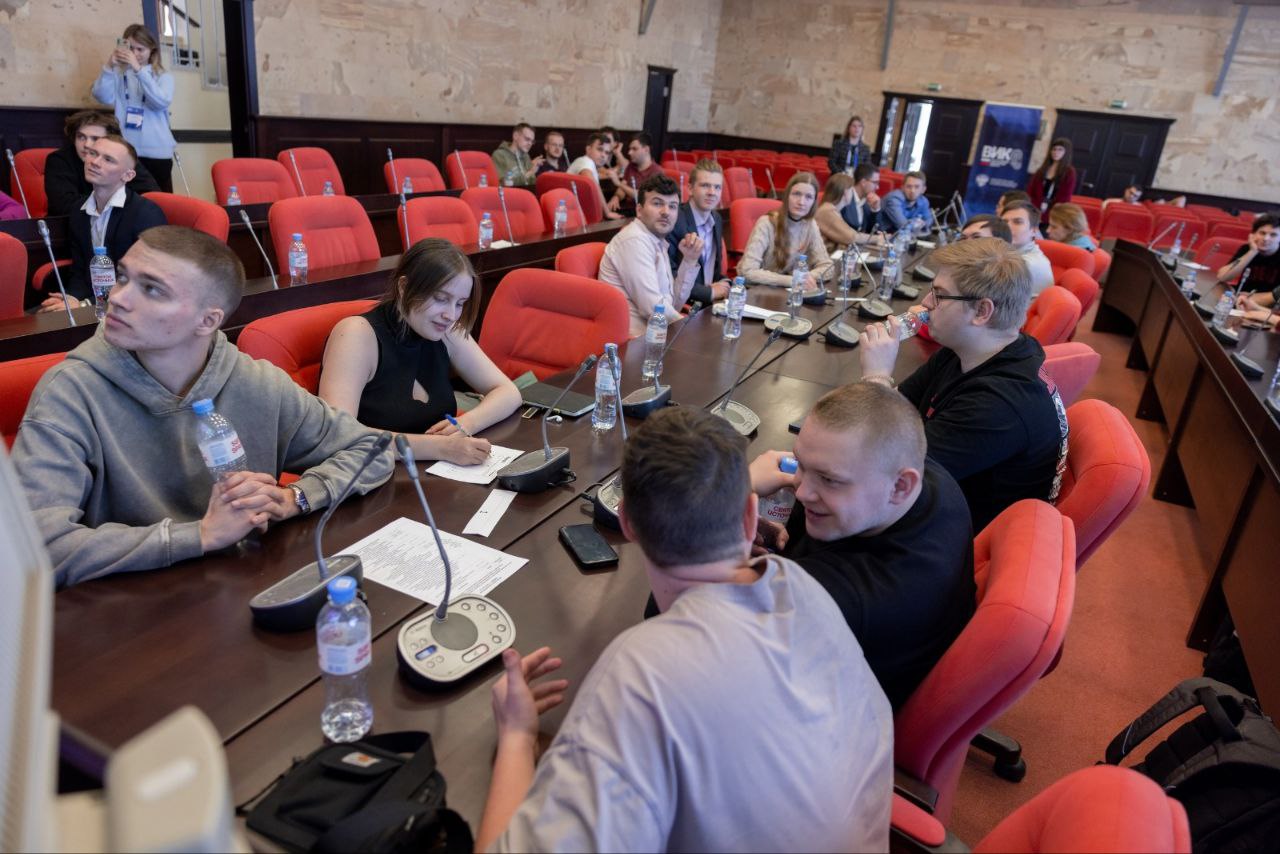 photo_5188423195282238449_y