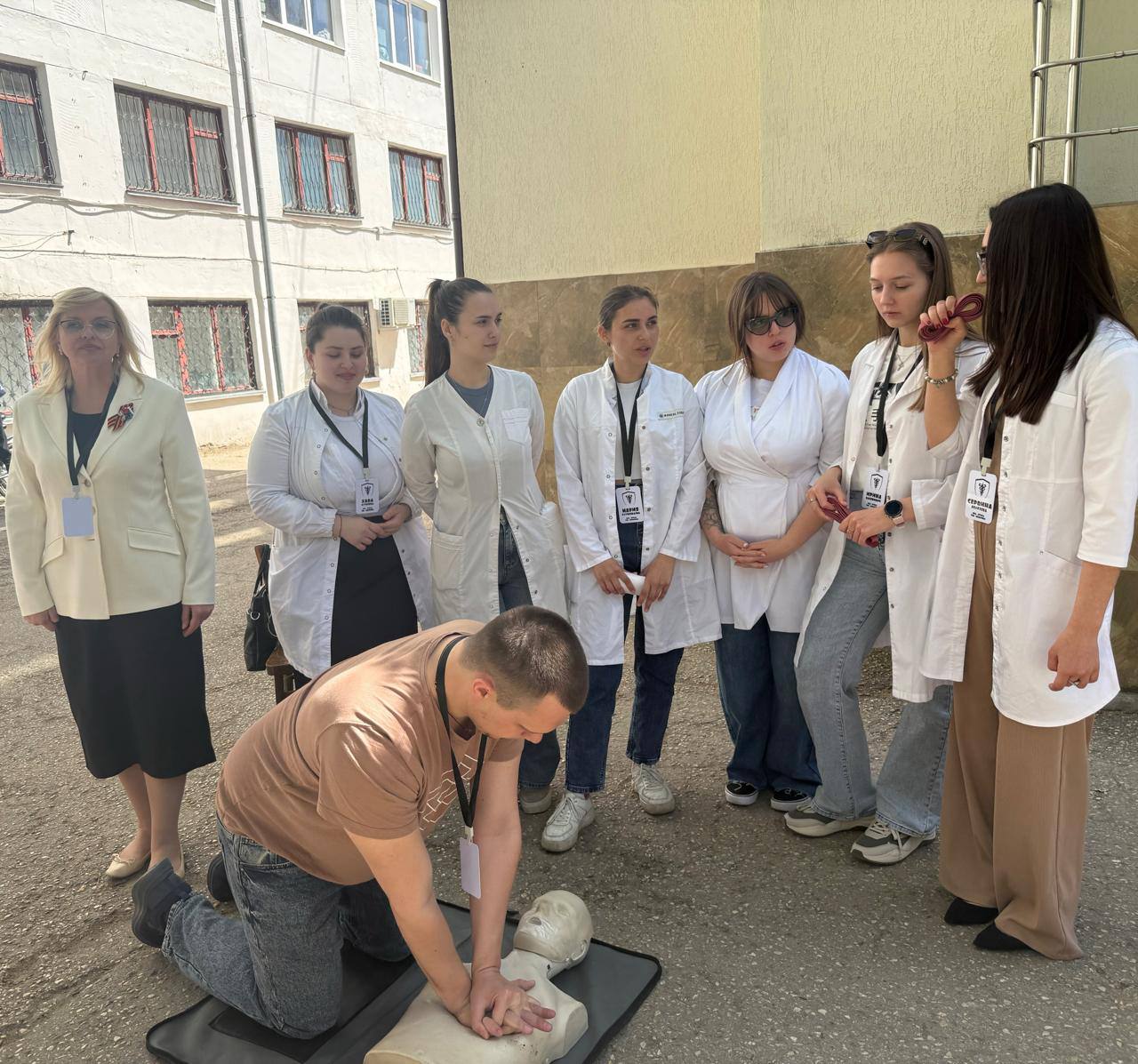 photo_5210737977041481875_y