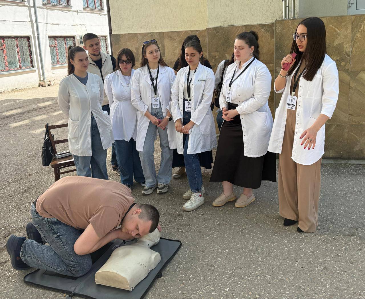 photo_5210737977041481877_y