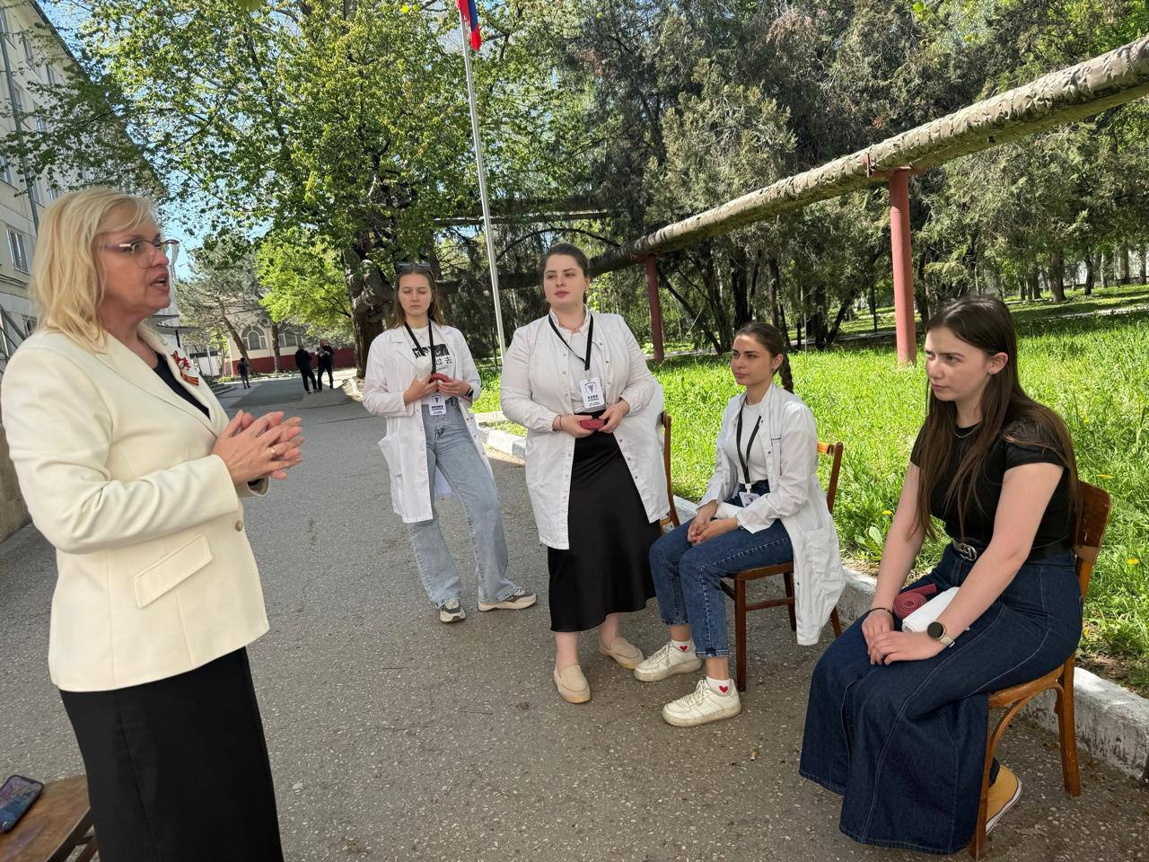 photo_5210737977041481879_y