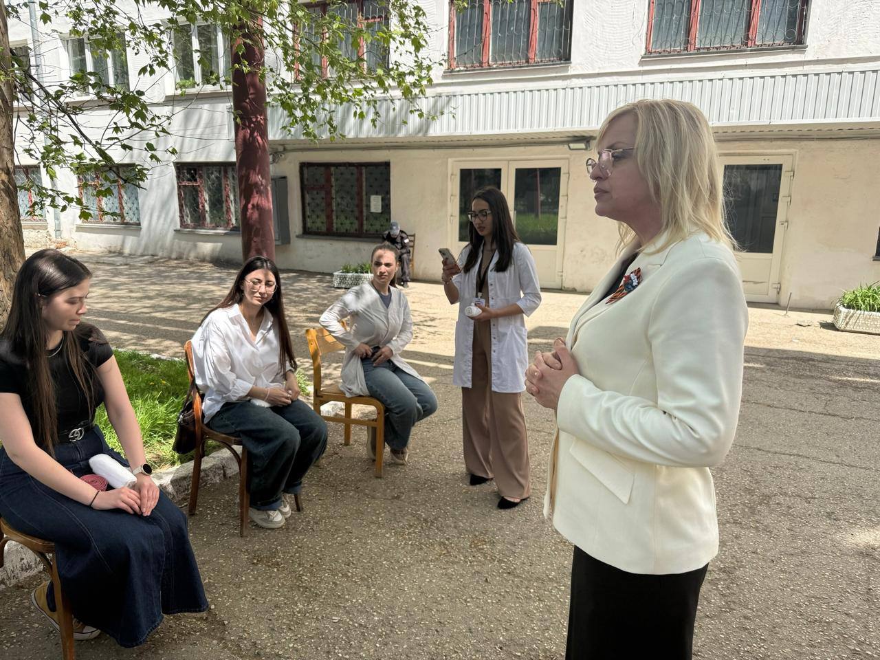 photo_5210737977041481880_y