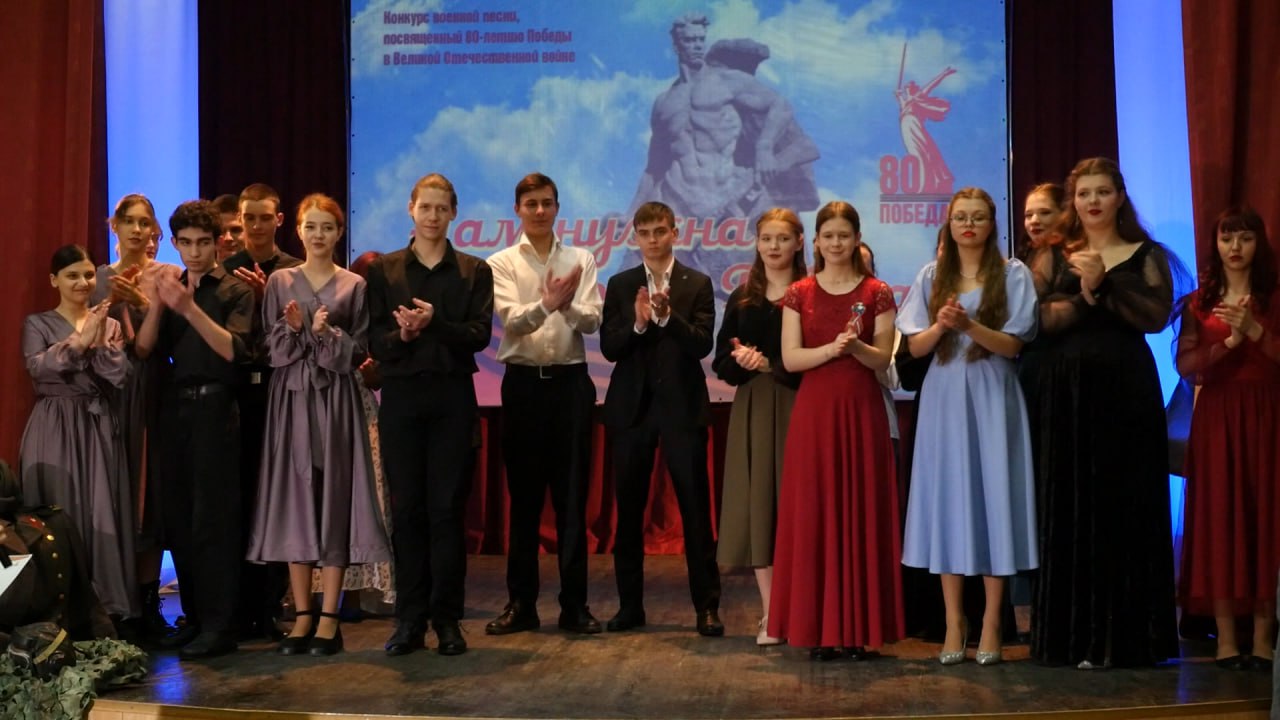 photo_5226479800980470631_y