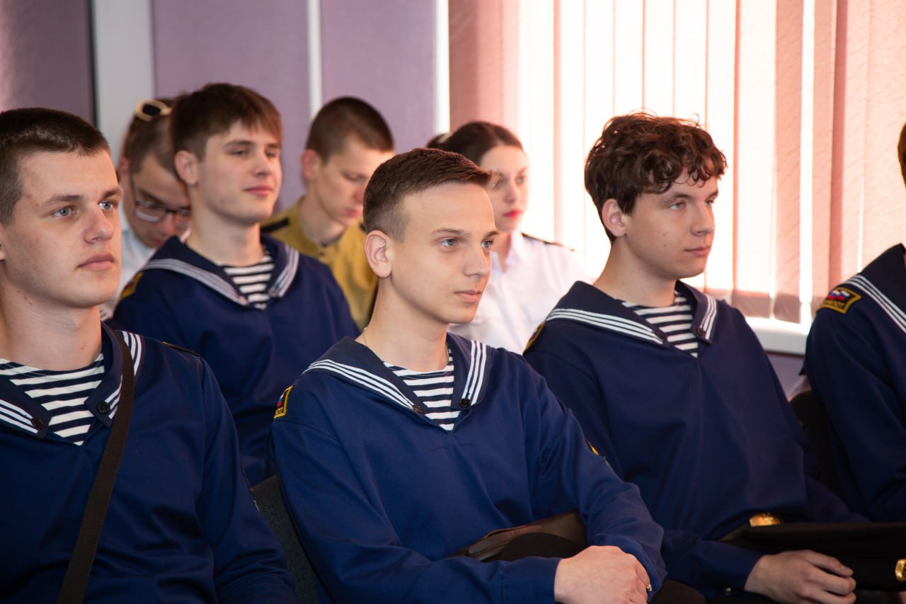 photo_5228738382547513088_y