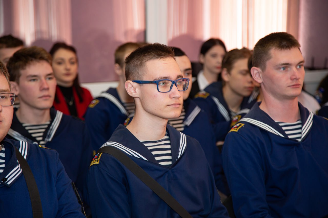 photo_5228738382547513089_y