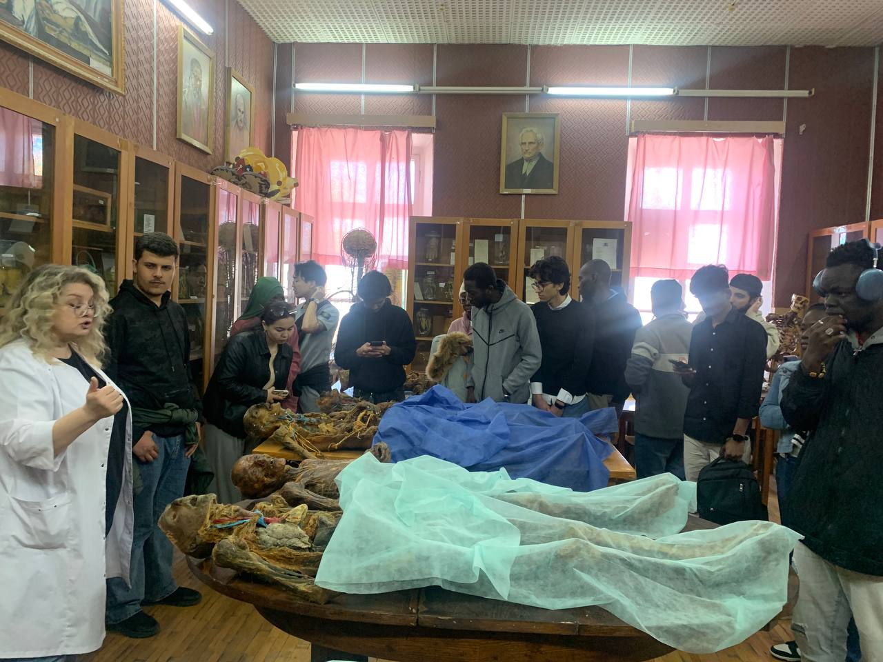 photo_2025-04-28_18-21-50