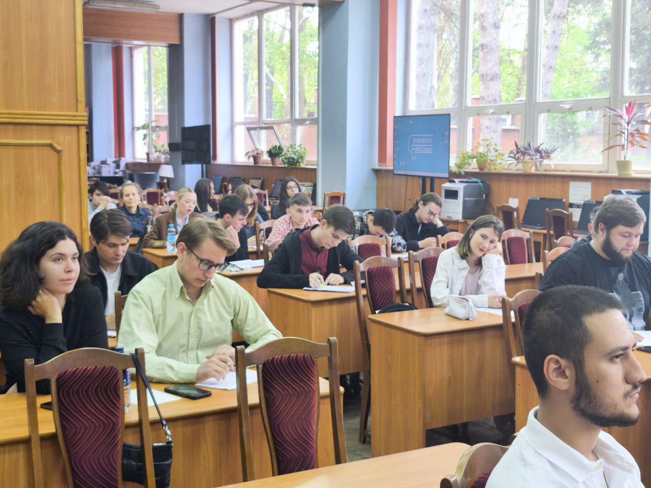 photo_2025-05-19_07-21-16