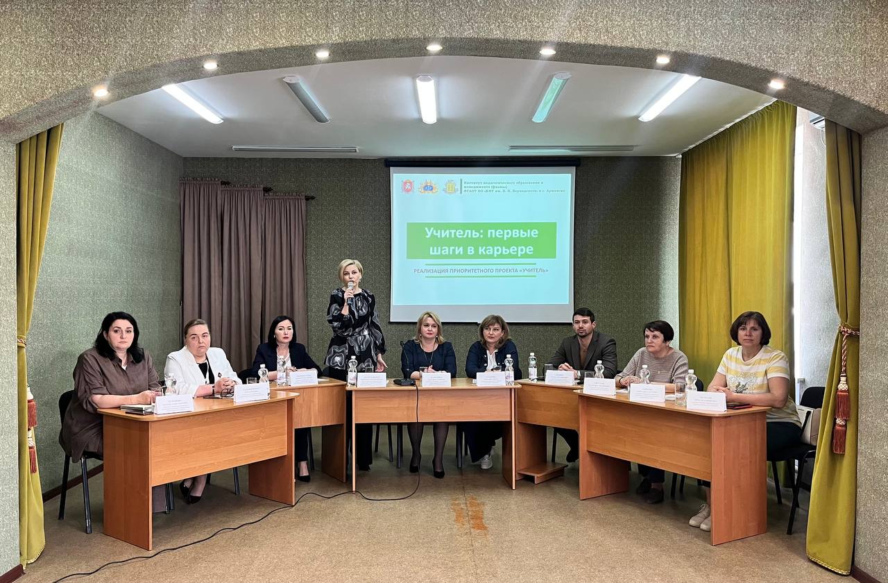 photo_5271615272991714133_y