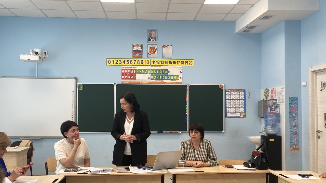 photo_5273825716565308731_y