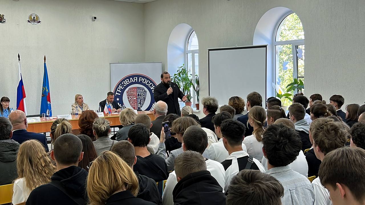 photo_5285380918053302432_y