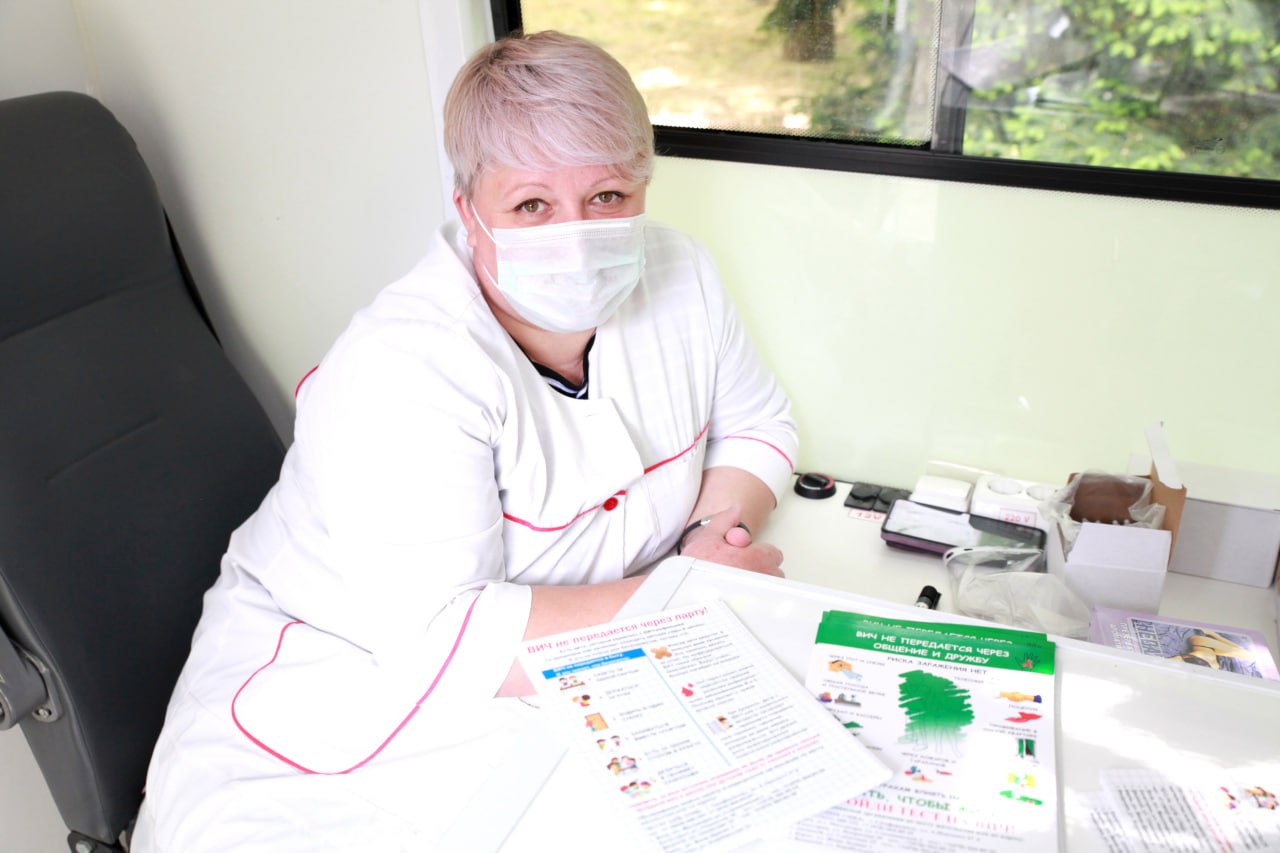 photo_5285380918053302730_y