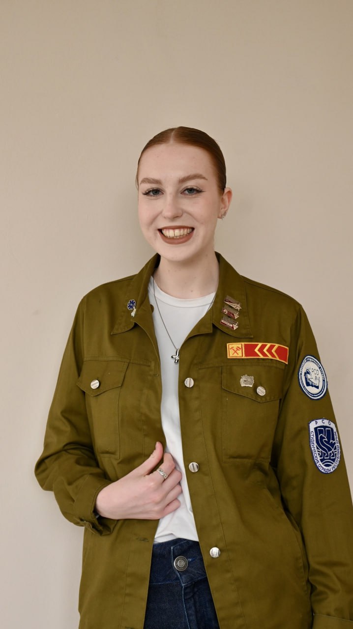 photo_5289794473691316949_y