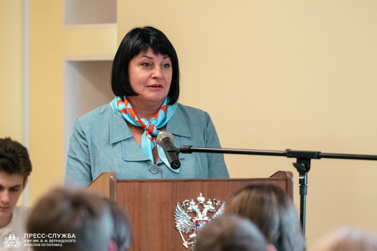 photo_5402289610022843544_y