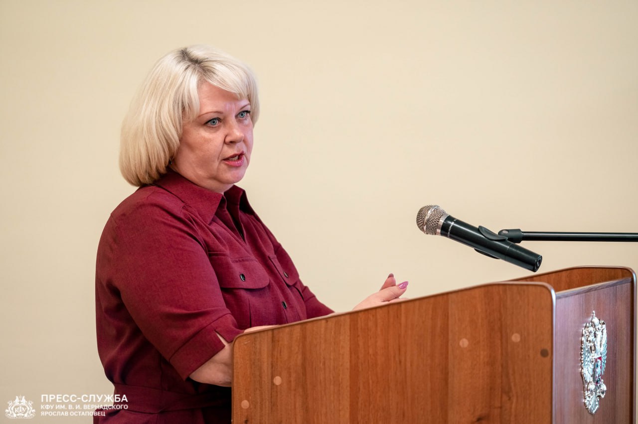 photo_5402428784143103444_y