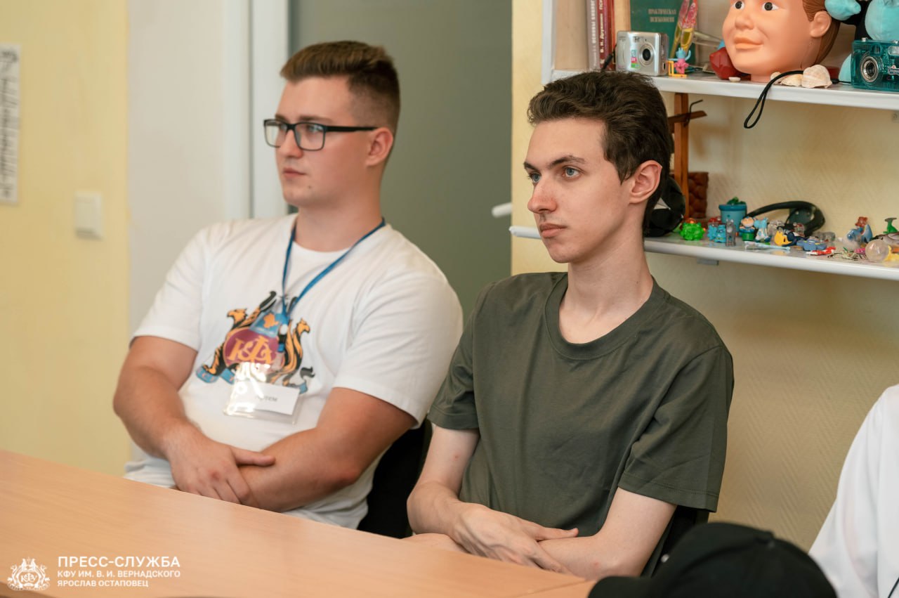 photo_5402428784143103449_y