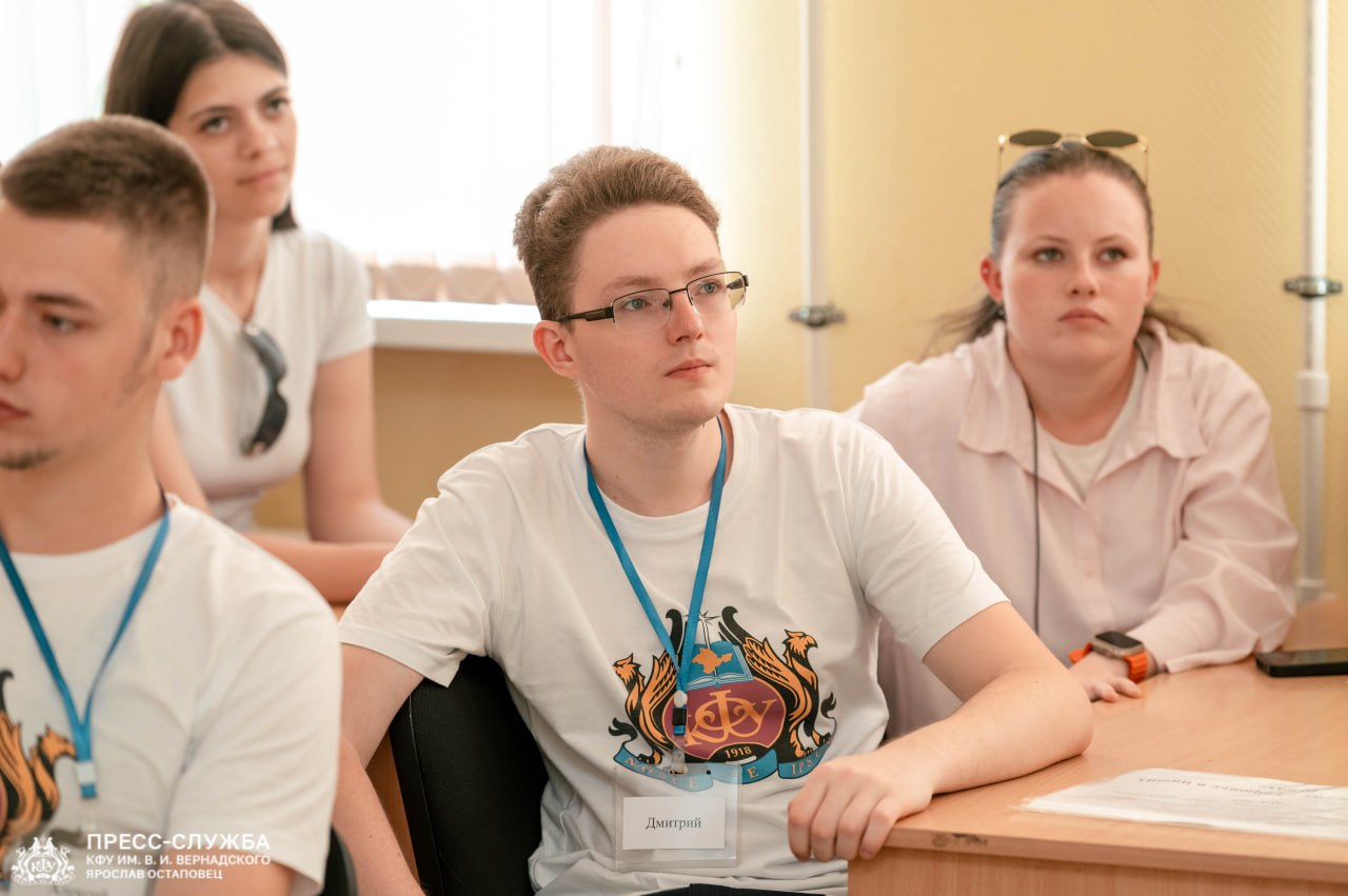 photo_5402627636833939730_y