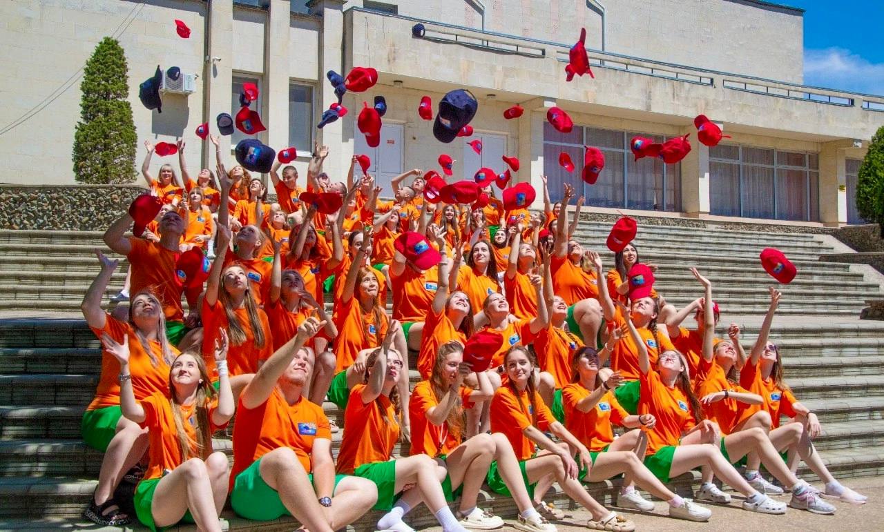 Более_300_вожатых_студотрядов_Крыма_дали_старт_оздоровительной_1