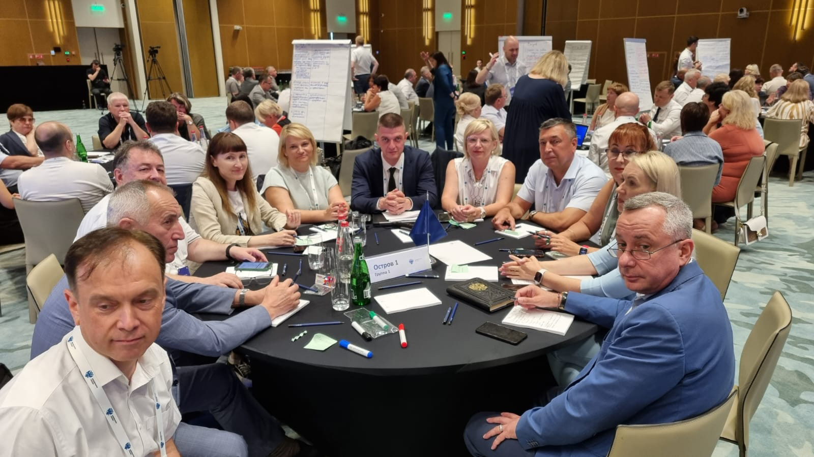 c73cb313-54ab-4c4a-8f73-0f988d733a2b