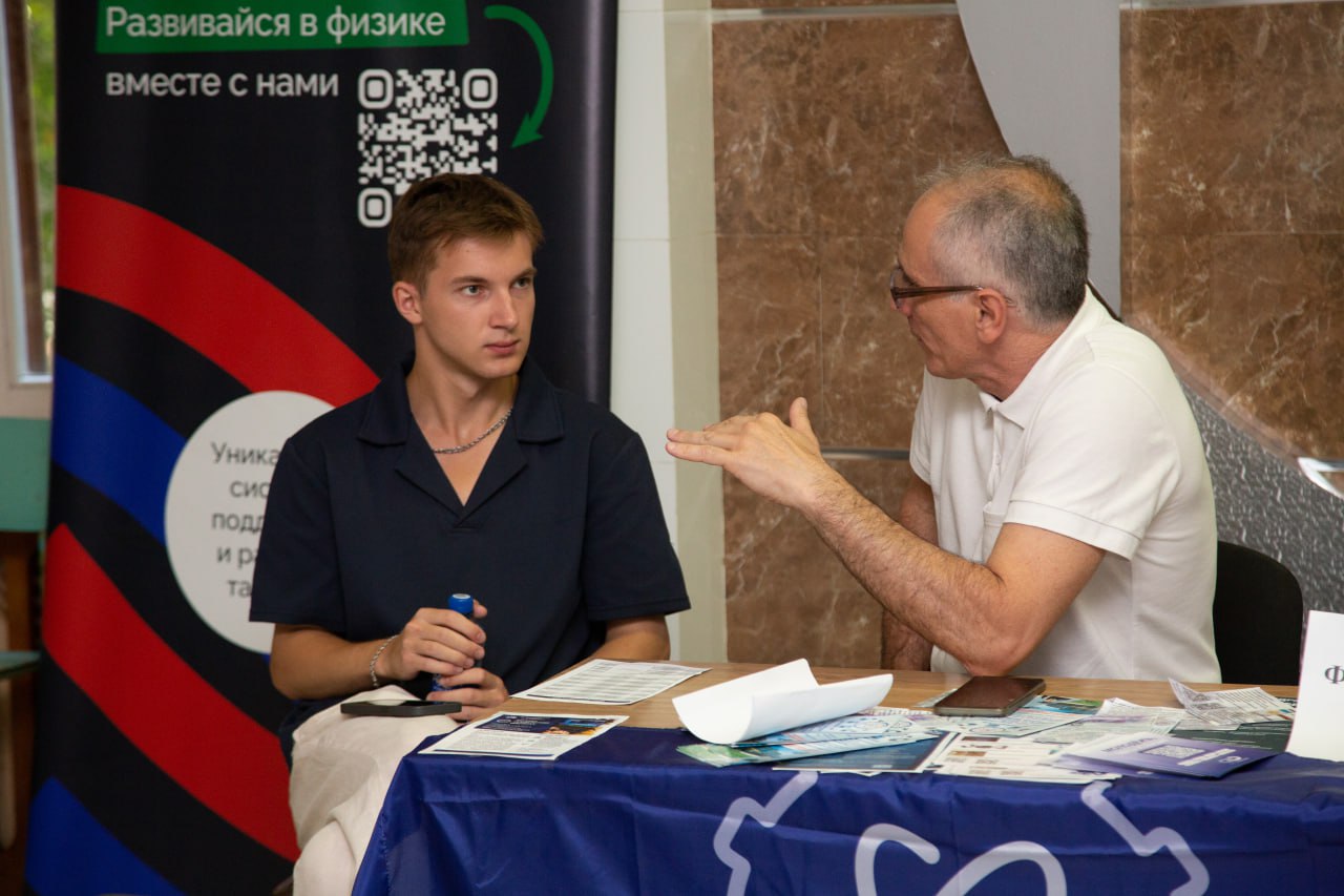 photo_5192963078793327572_y