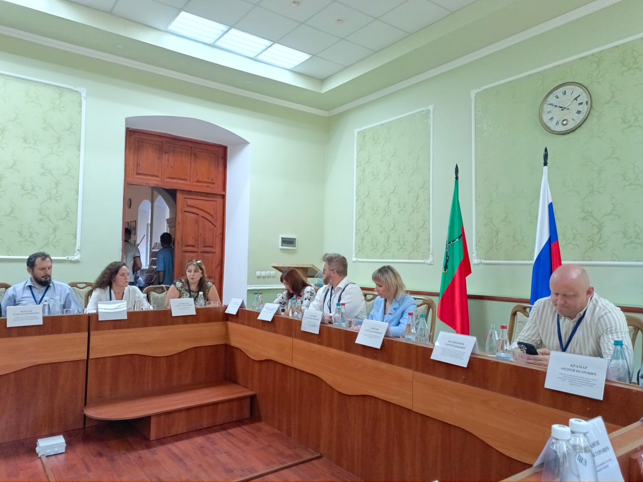 photo_5215323962731528260_y