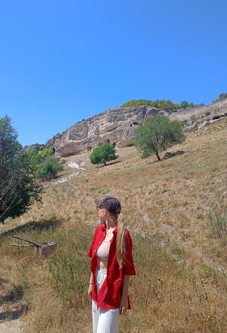 photo_5228958216153593346_y