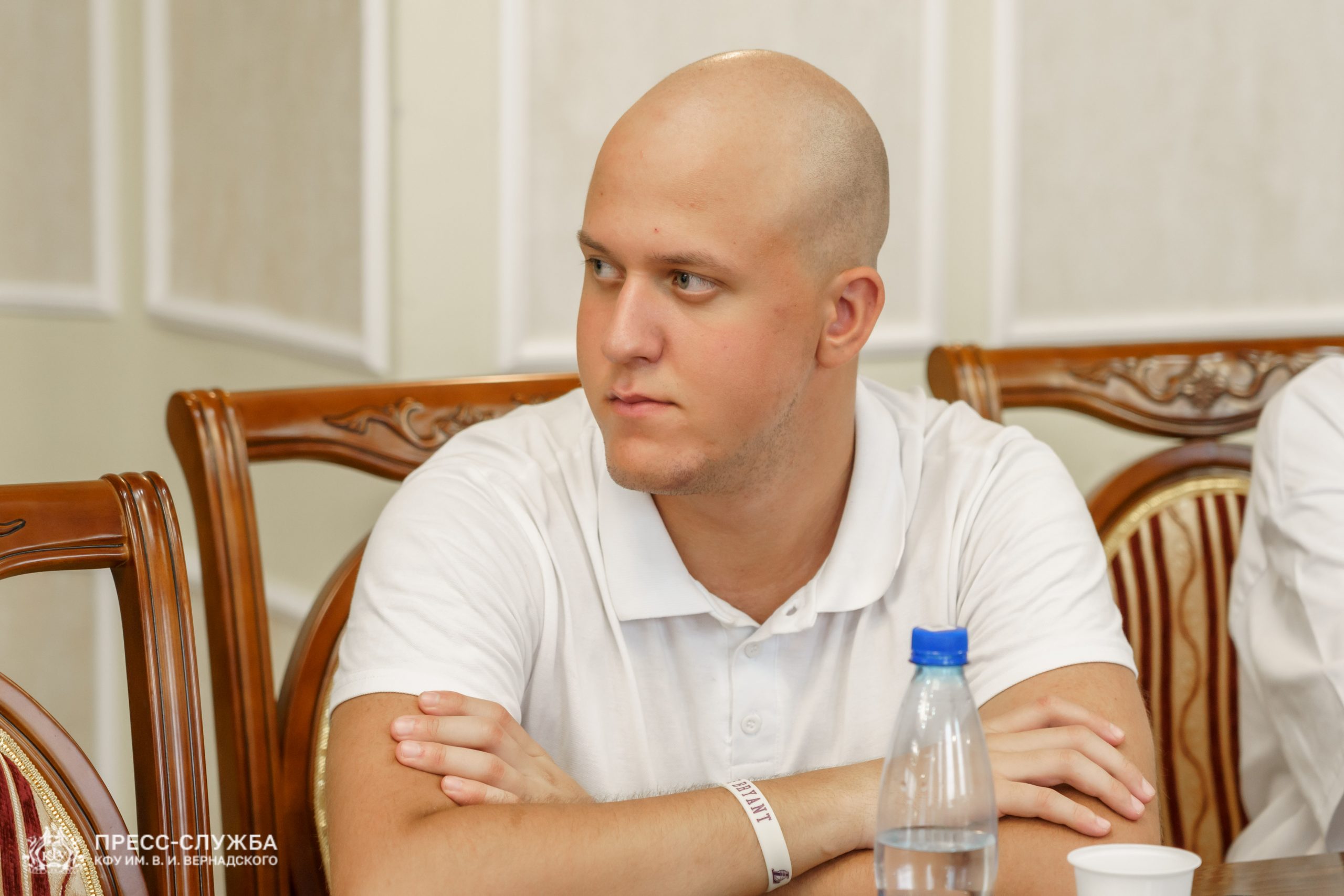 photo_5314434954471540072_y