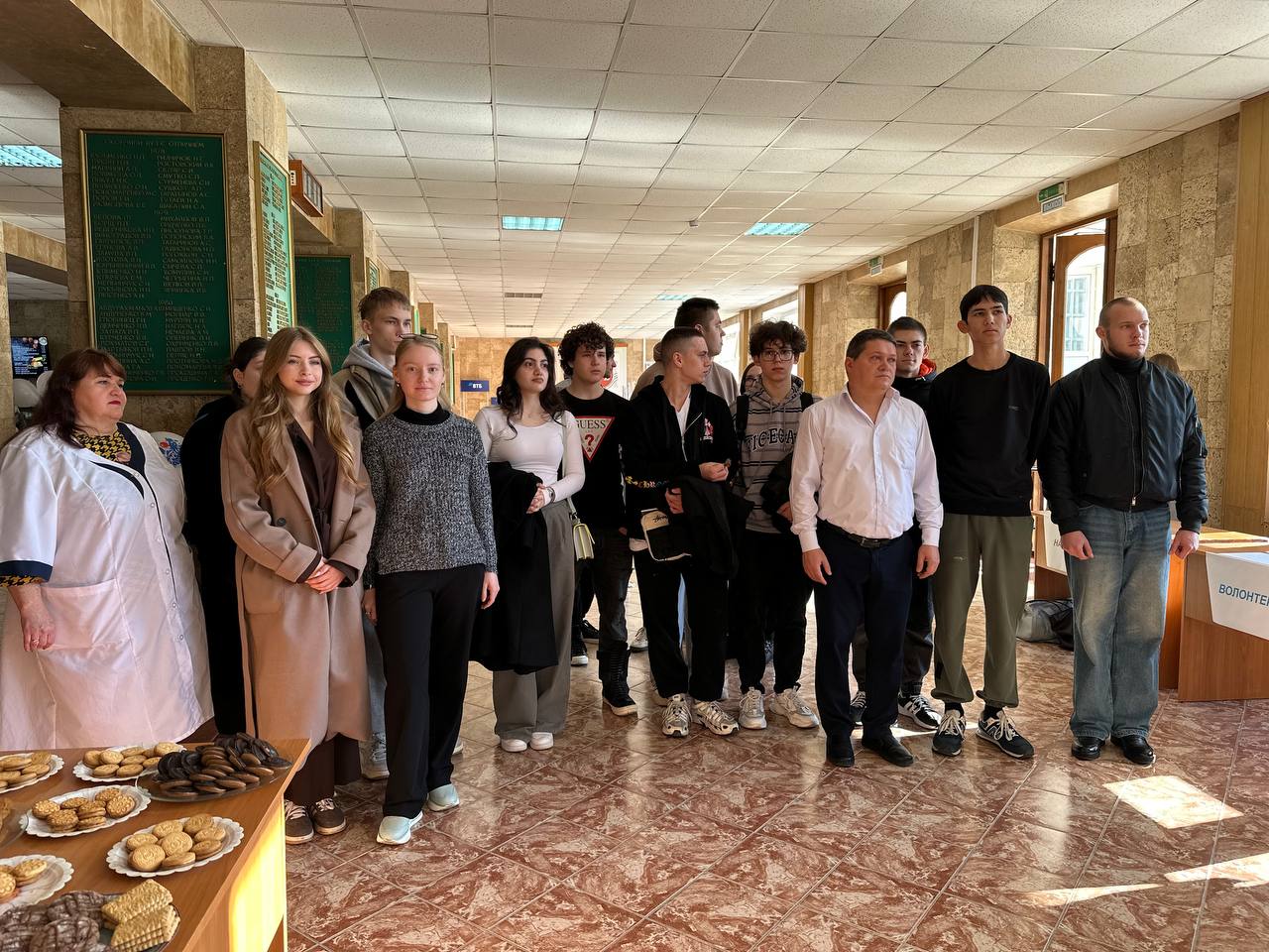 photo_5192984596579480770_y