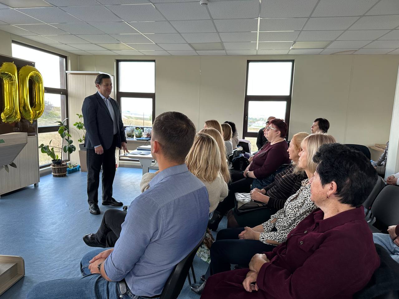 photo_5427311531143594220_y