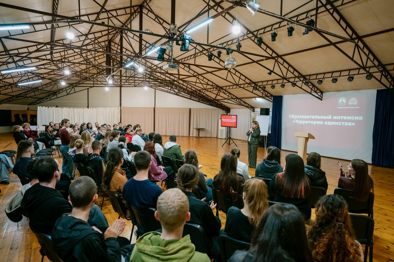 photo_5467659141116985553_y