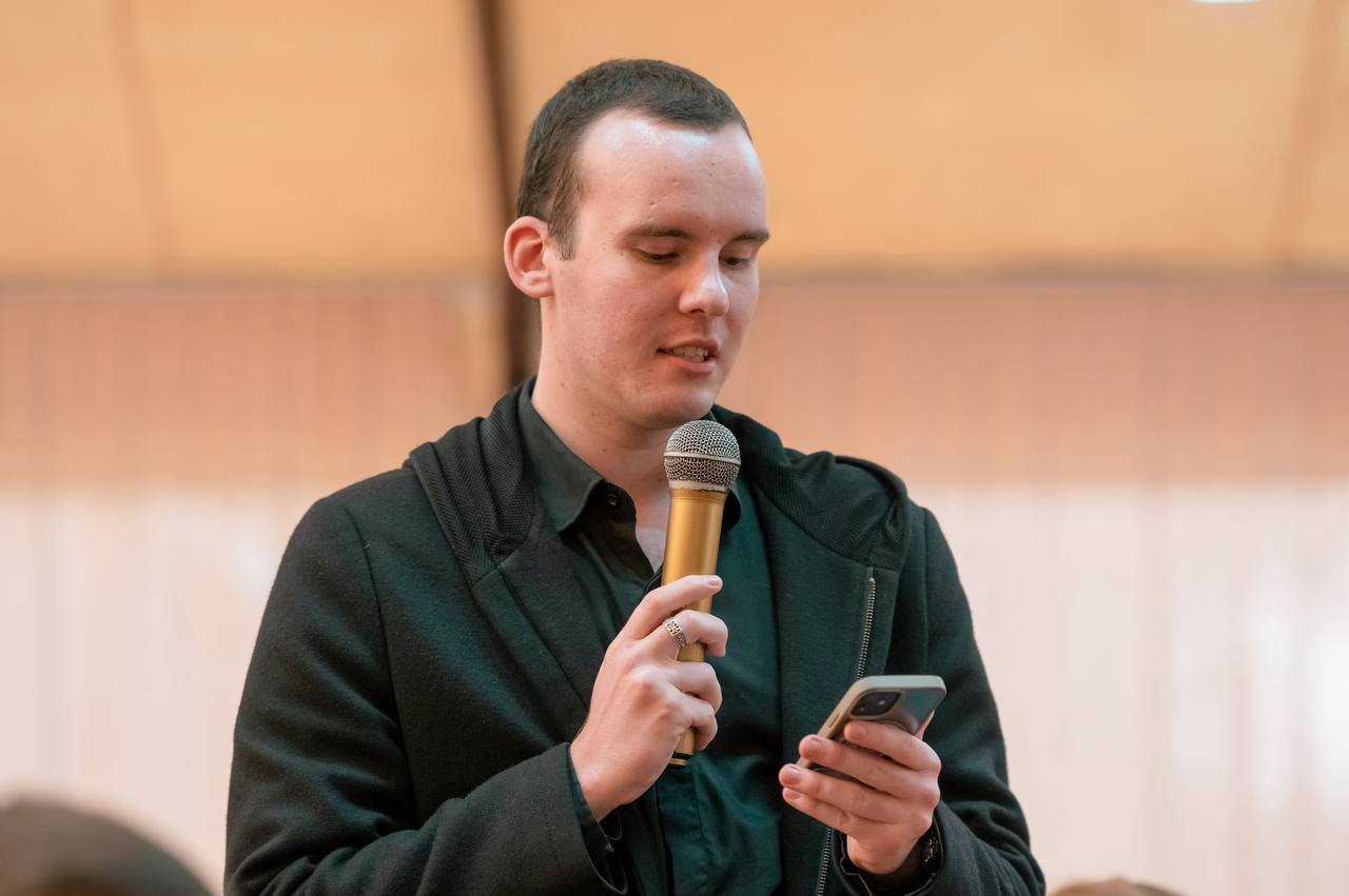 photo_5474638892469713985_y