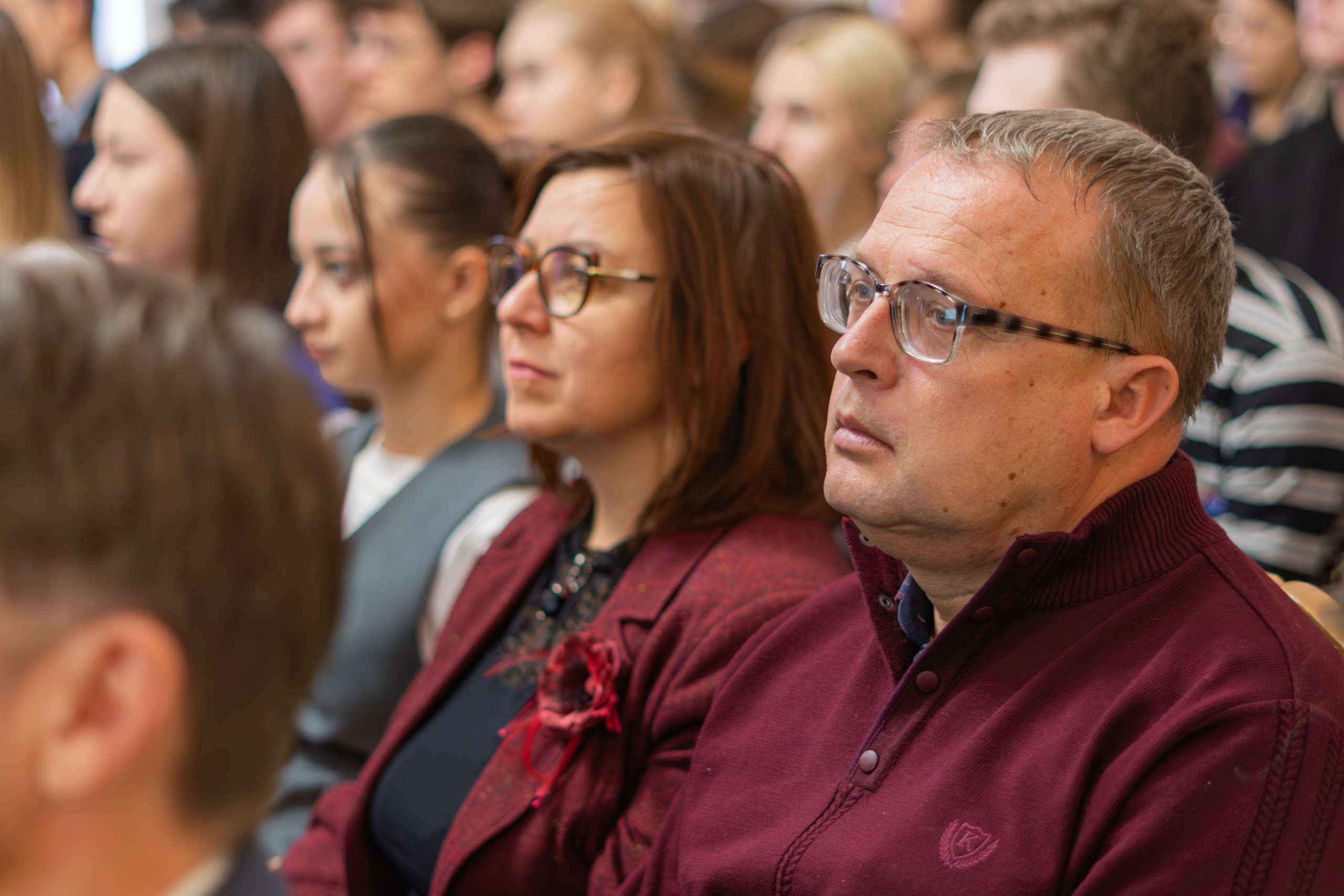 6sE2M_loI_XAimLRZ8I0vf4T5HvHhIdDsUeS7My_pkjFS4TETew9jJ6Fm0sOQqM