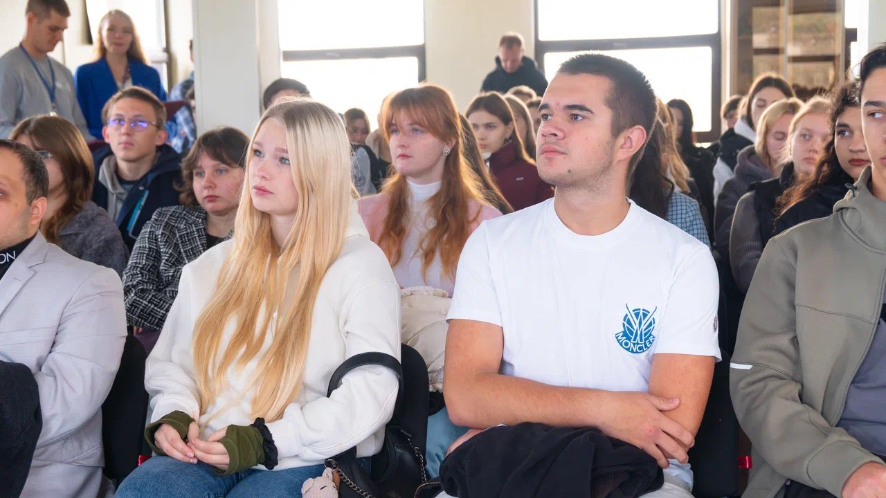 85EBA483-FA88-4A48-86DE-78F03AB64263