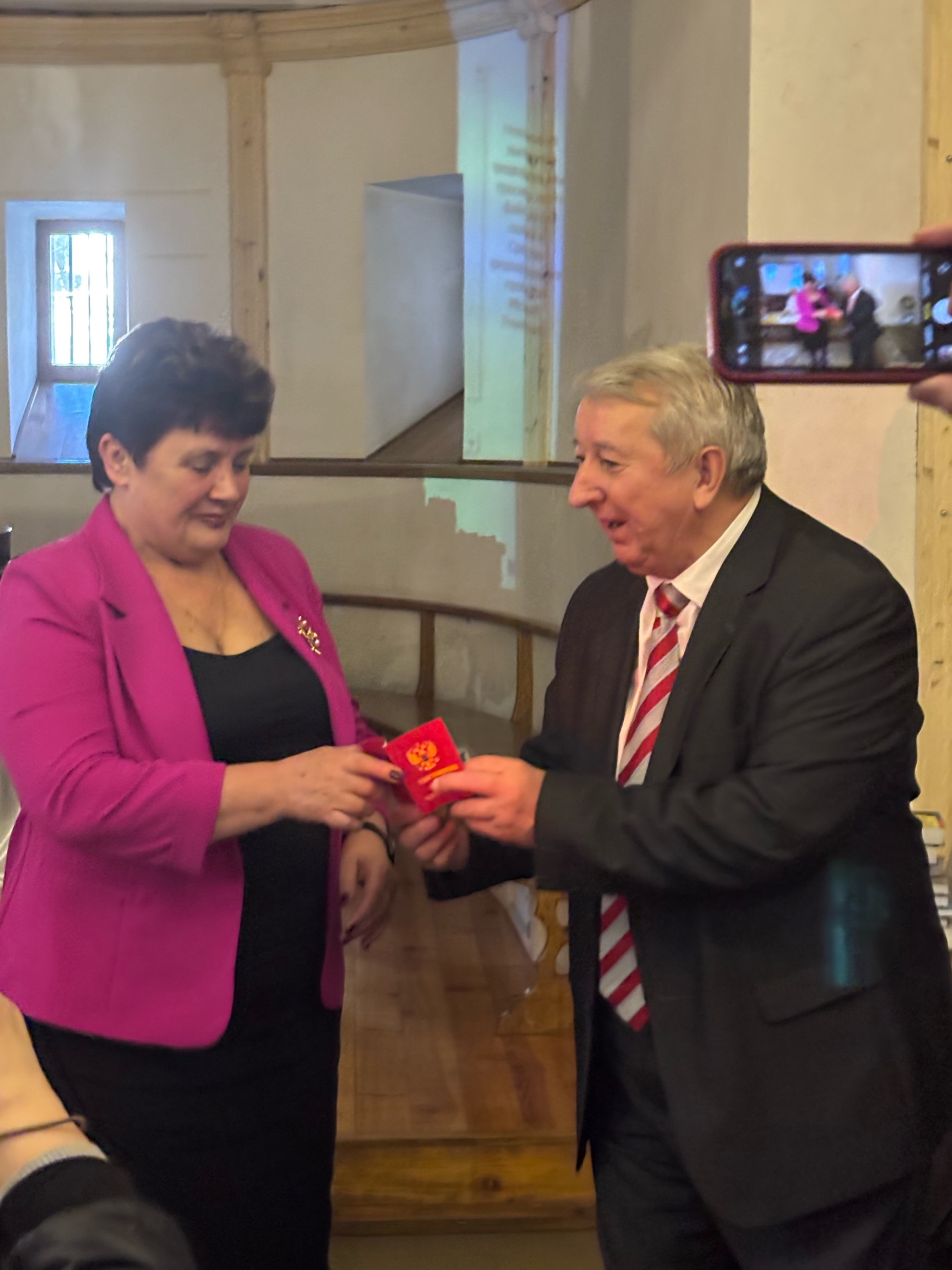 NjI8s2mrFELMVA9vcDChkGtqE7gUHnumpPc5zhR0clX844WDf3CrOwIX4GVfquPNeiD0t69P8MI_wsBmcoa3H8jL