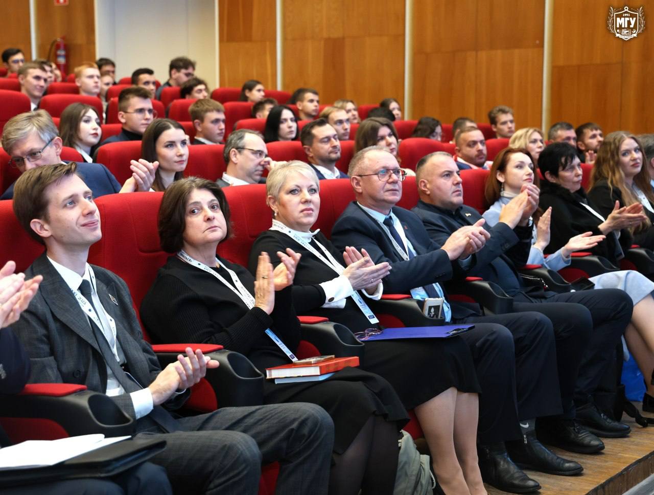 d7bc8e7c-004e-4b10-8fd5-e70a880fdfed