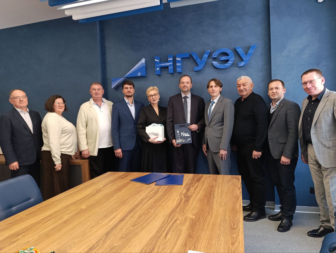 photo_2025-11-20_09-45-41