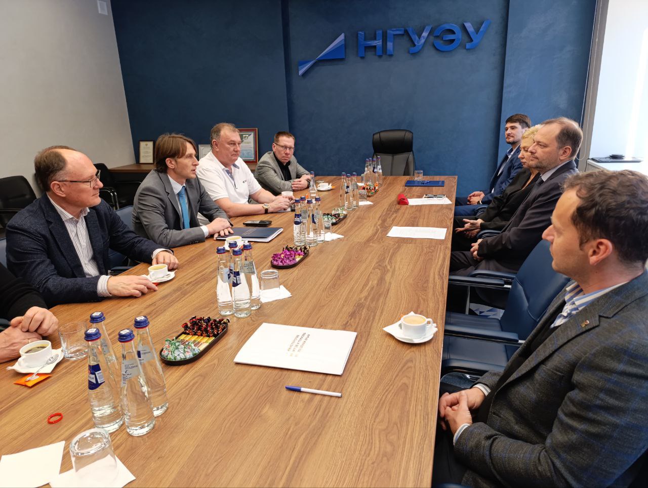 photo_2025-11-20_15-40-53