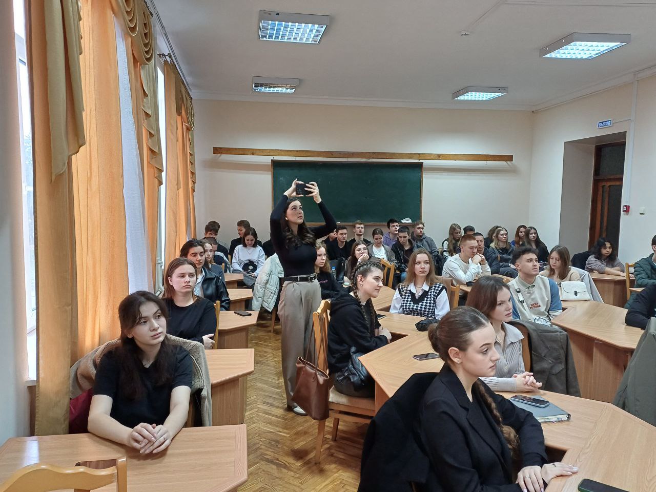 photo_2025-11-26_07-50-17