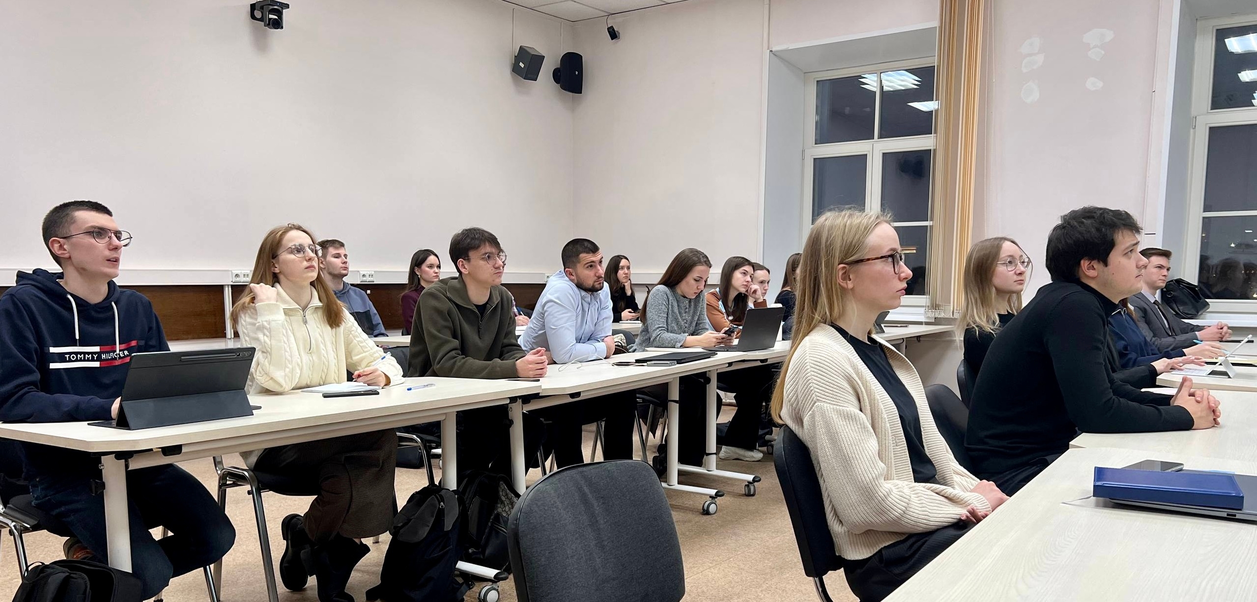 sliJW6pl_tljqm7D7z6tGROVrC2jbSEMjgj_VKuN6naSRaE_QDWjDBNlwmDdUMG